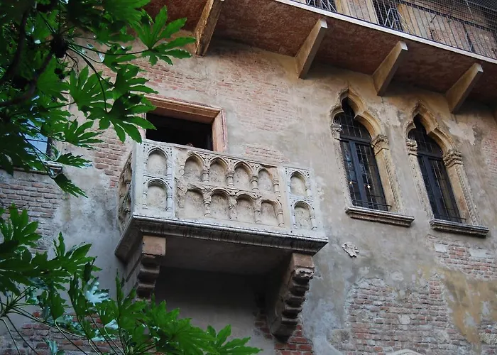 Bed & Breakfast Residenza San Faustino 4*