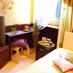 Residenza San Faustino 4* Верона