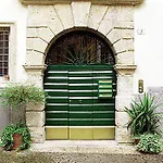 Residenza San Faustino Верона