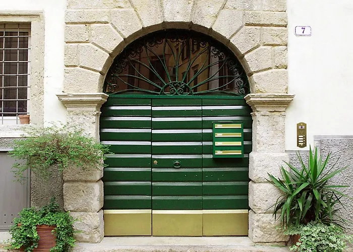 Residenza San Faustino فيرونا